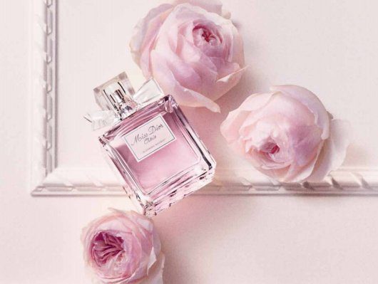 Nuoc hoa dior miss dior blooming bouquet orchard vn5